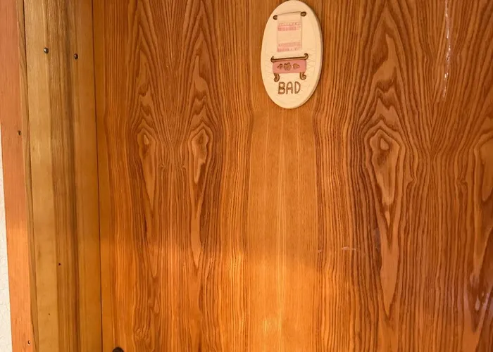 Faulpelz - Zweibettzimmer Gemeinschaftsbad 招待所 Niederorschel