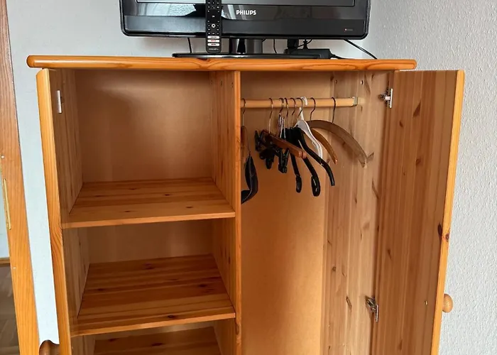 招待所 Faulpelz - Zweibettzimmer Gemeinschaftsbad Niederorschel