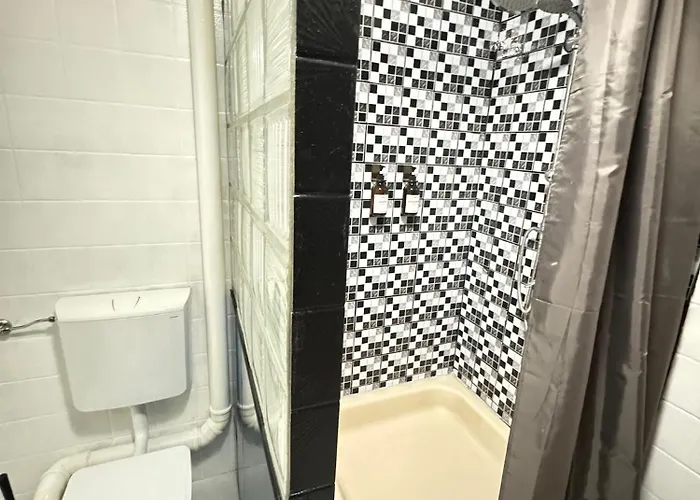 Faulpelz - Zweibettzimmer Gemeinschaftsbad